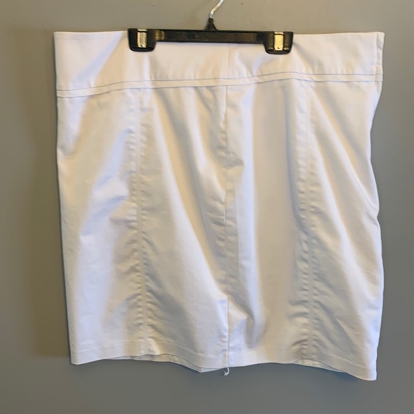 White midi skirt, size 18 - Picture 1 of 4
